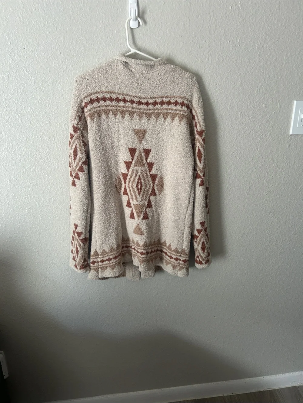 Cream Aztec Open-Front Knit Cardigan with Rust Pattern - Picture 3 of 3